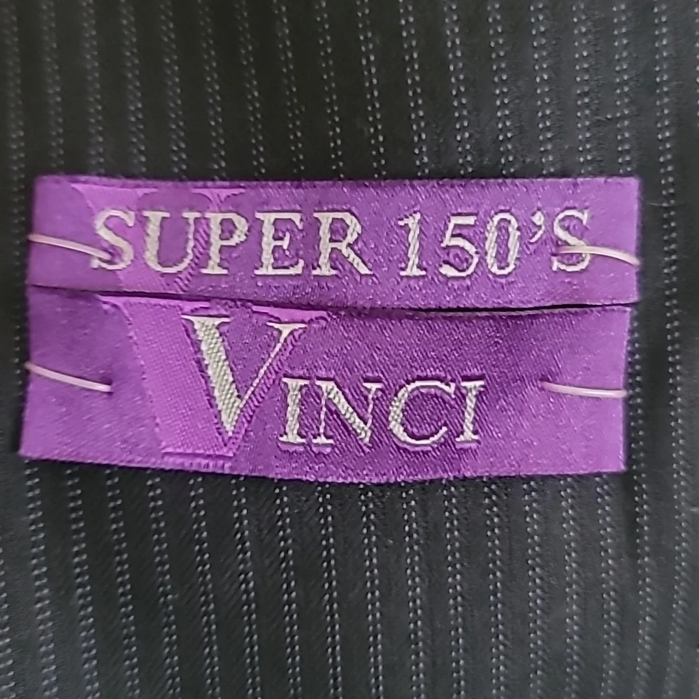 Vinci Italian Classic Men's Black and Blue Pinstripe Jacket & Pant Suit Size 38L
